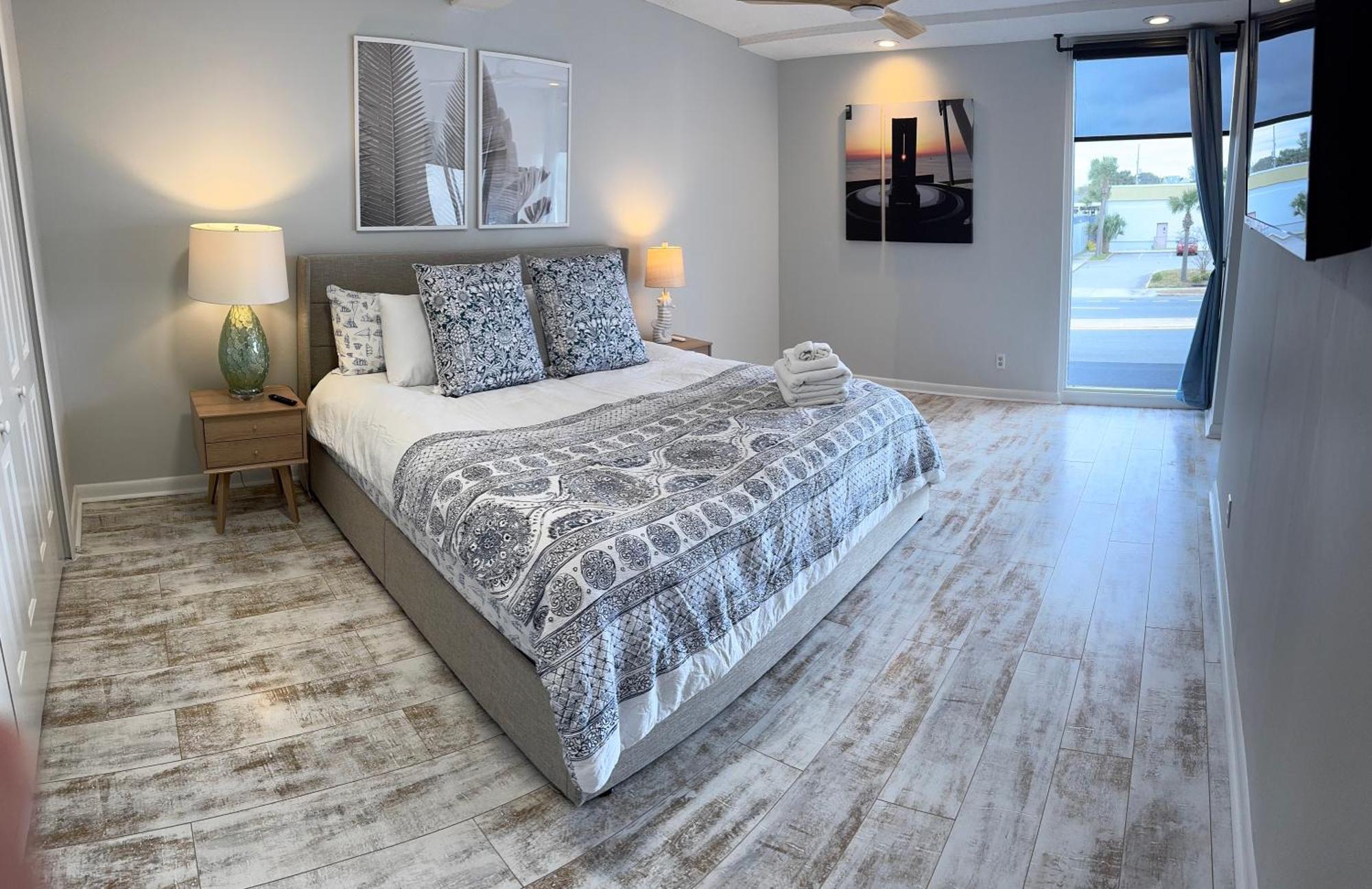 The Quarterdeck Unit At Seahorse Rentals Jacksonville Beach Eksteriør bilde